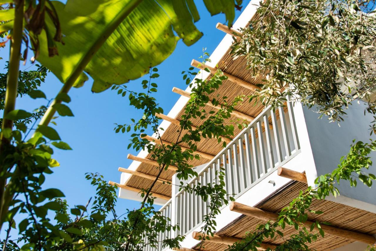 Melagrana Aparthotel Adamantas  Exterior foto